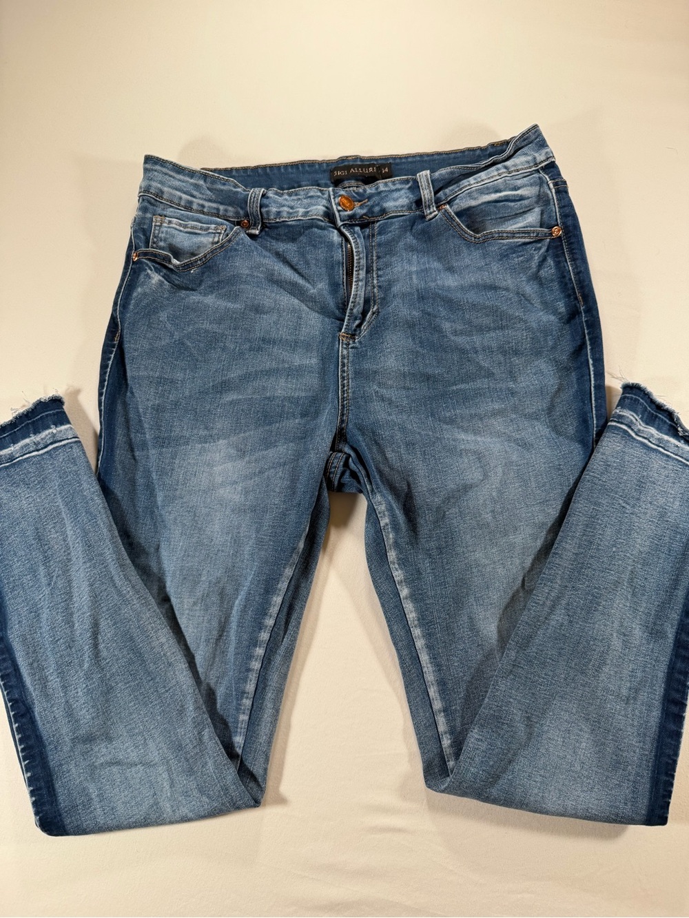 Light Blue Cropped Ankle Jeans